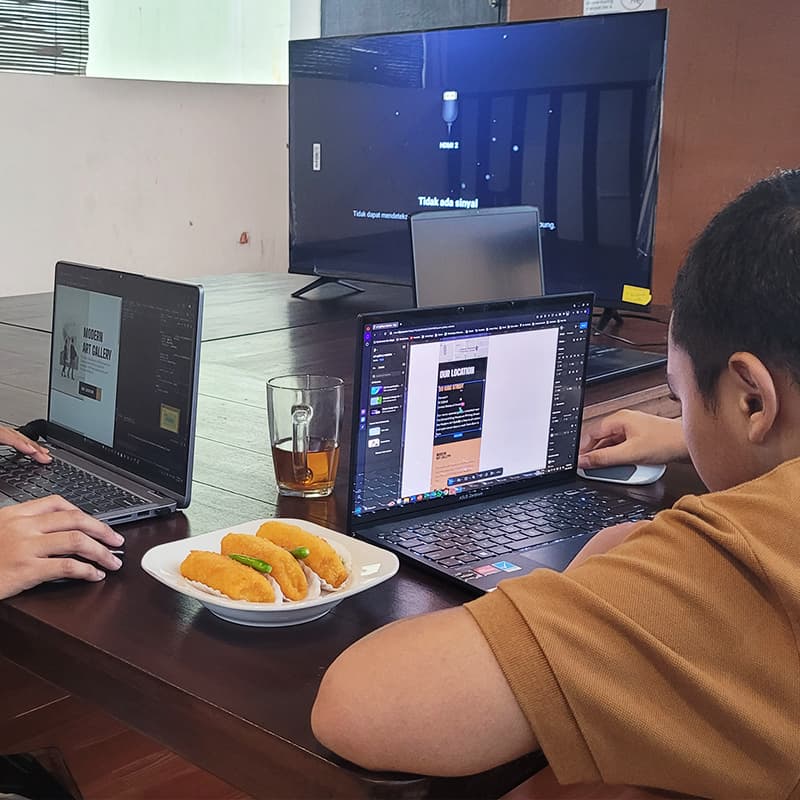 Suasana Belajar Nyaman - Suasana Kelas Coding dan AI Supercoder Balikpapan