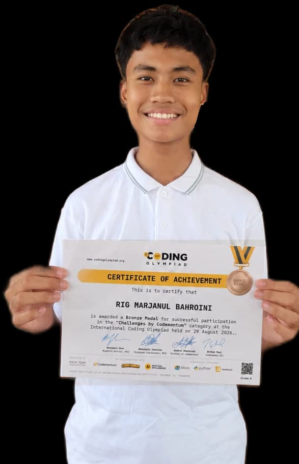 Rig Marjanul, siswa Supercoder kelas 8, memegang sertifikat Bronze Medal International Coding Olympiad 2026